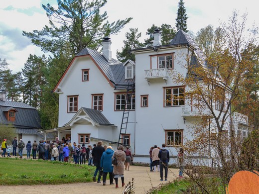 Богемные выходные: променад по усадьбам Южного Подмосковья (Дворяниново – Поленово – Таруса- Серпухов – Вороново – Щапово – Валуево, автобусный, 2 дня)