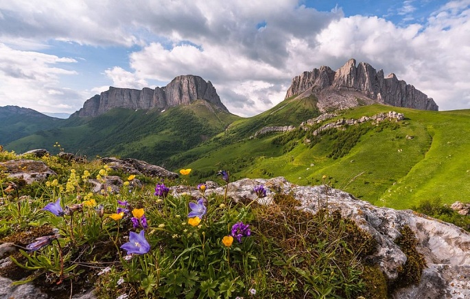 Поход через Чертовы ворота на Ачешбок и Большой Тхач