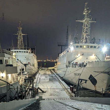 Морские набережные западной стороны залива!