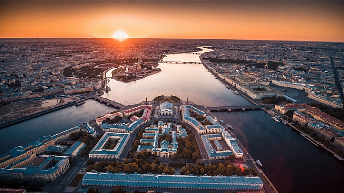 Экскурсионный тур «Петербург. Пётр. От первого камня до небоскрёба»