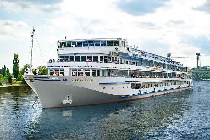 Круиз "Санкт-Петербург – Москва"