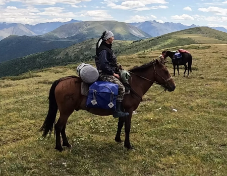 Шоколадный конь и всадник: стихи с Шавлинских озёр.Фото 1