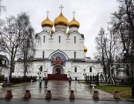 Горячие пирожки, черный мешок и мэр Ярославля. Неожиданные открытия в поездке.Фото 1