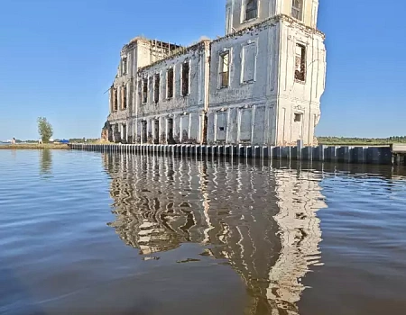 Конкурс. Место силы. Село, которого нет. Крохино. Храм на воде: история спасения, которая длится уже  17 лет.Фото 1