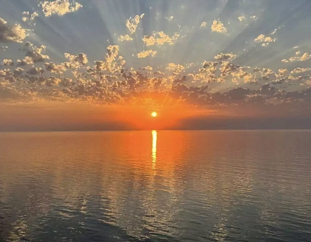 Отрыв по-штормовски: наш релакс с гитарой и крабами.Фото 6